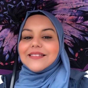 Meet your Posher, Houda